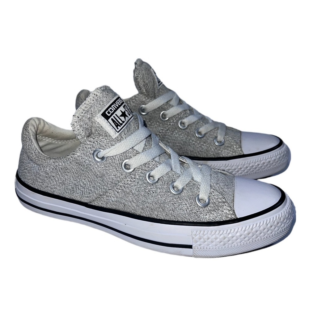 Converse Chuck Taylor All Star Low Top Sneakers | Women’s 6 | Gray